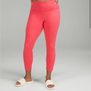 Lululemon align HR 25”